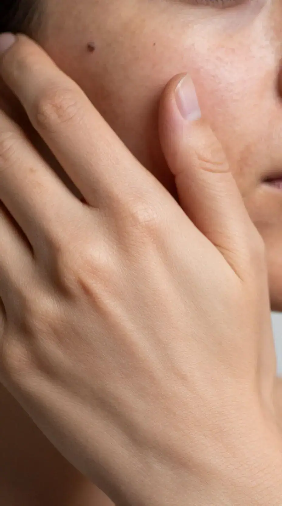 Sua pele está áspera? Descubra o erro nº1 que pode salvar a maciez hoje!