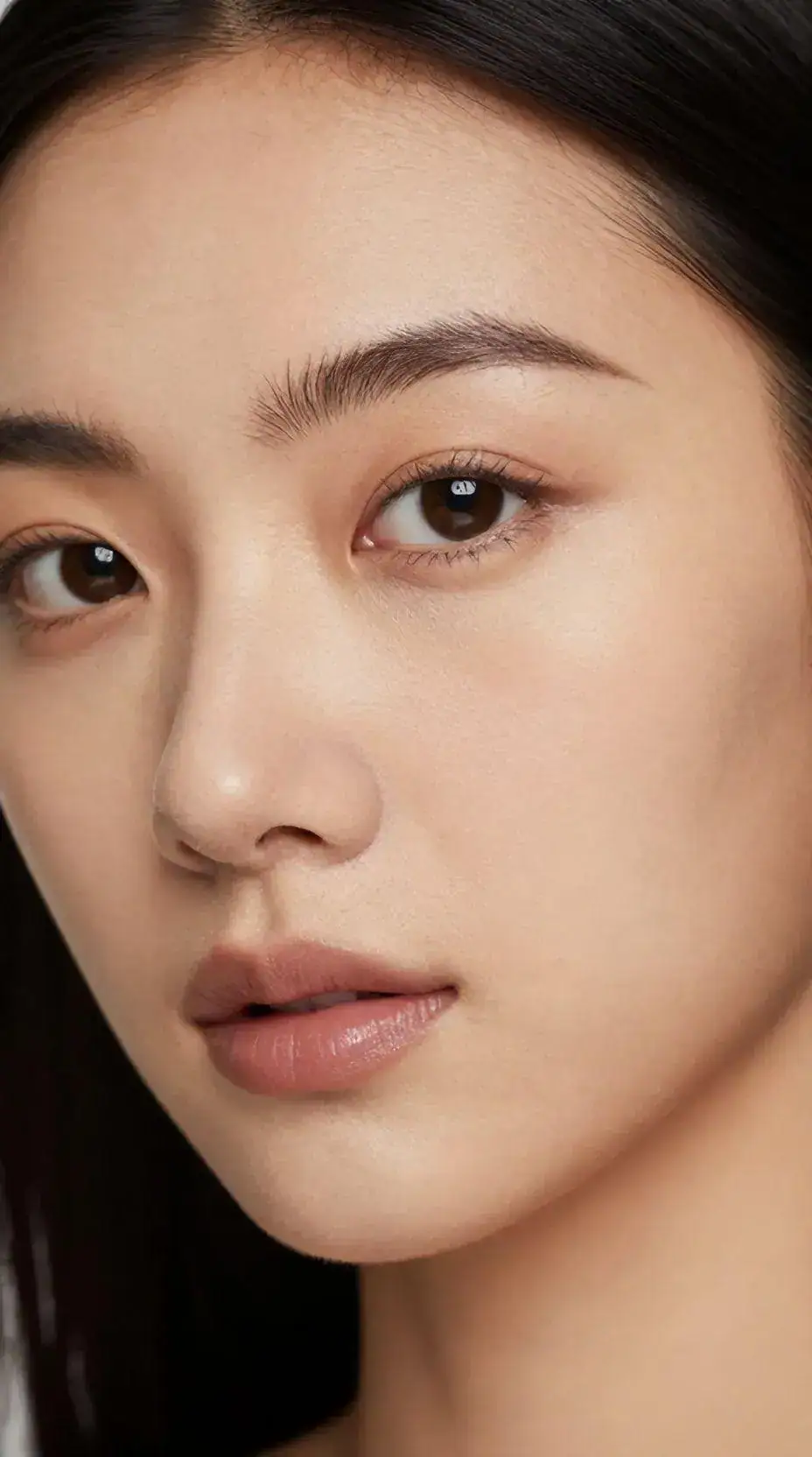 O truque de iluminador que deixa sua pele com glow instantâneo!