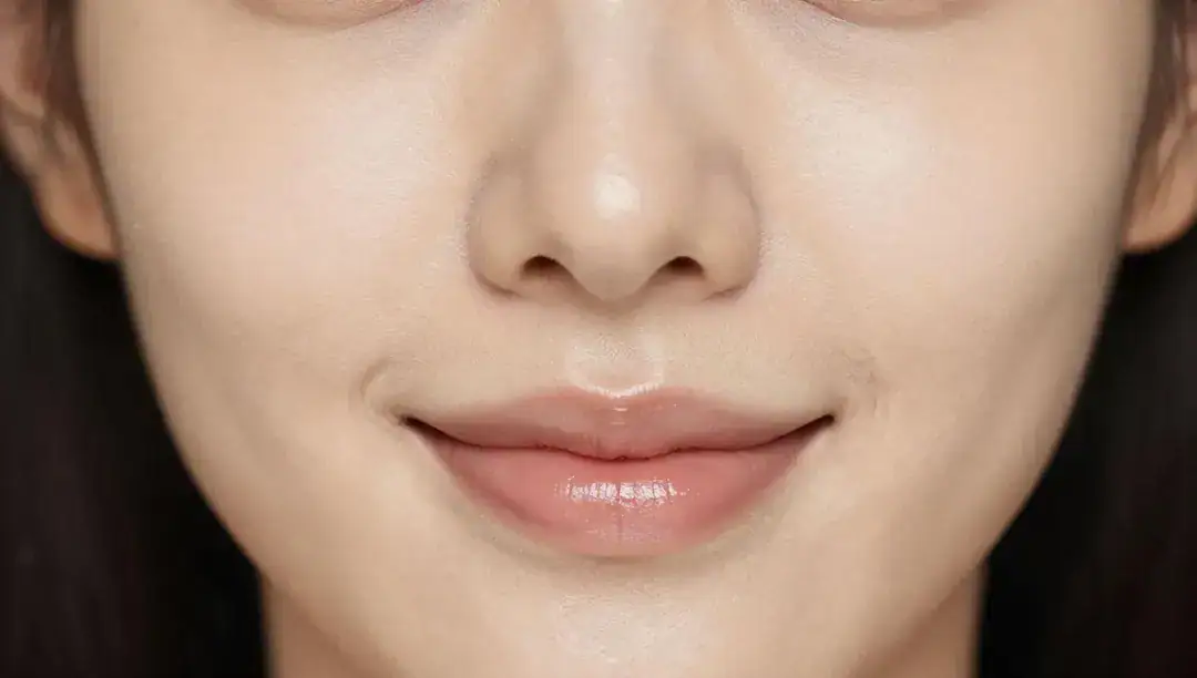 Revelado: o truque para pele luminosa sem oleosidade!