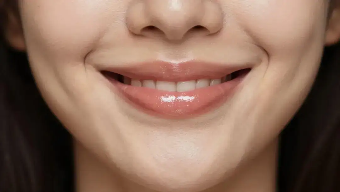 O Segredo Revelado: Lábios Volumosos em Minutos!