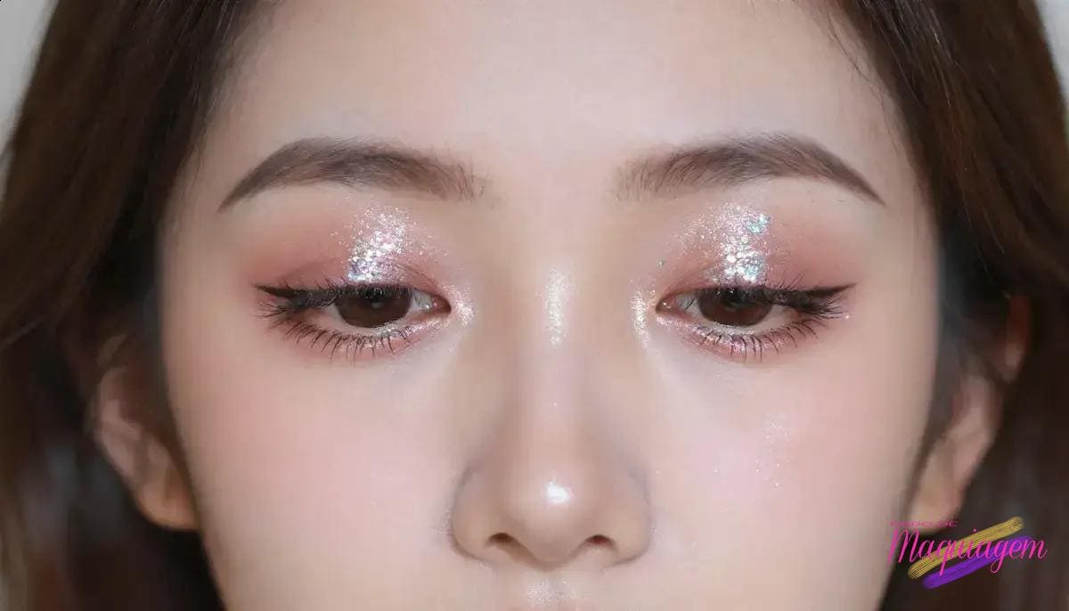 Make com glitter pontual: guia completo para um visual brilhante e marcante