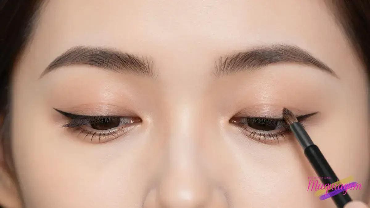 Dicas para potencializar o visual do delineado duplo invertido